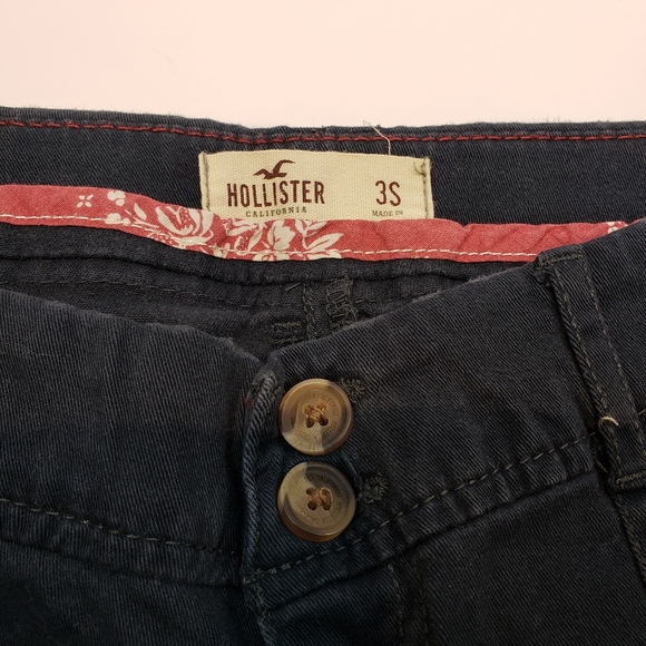 2/$25 Flared Hollister Pants - Picture 5 of 7